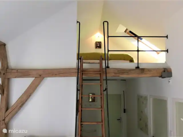 De slaapvide, met 2 éénpersoons bedden en uitzicht.